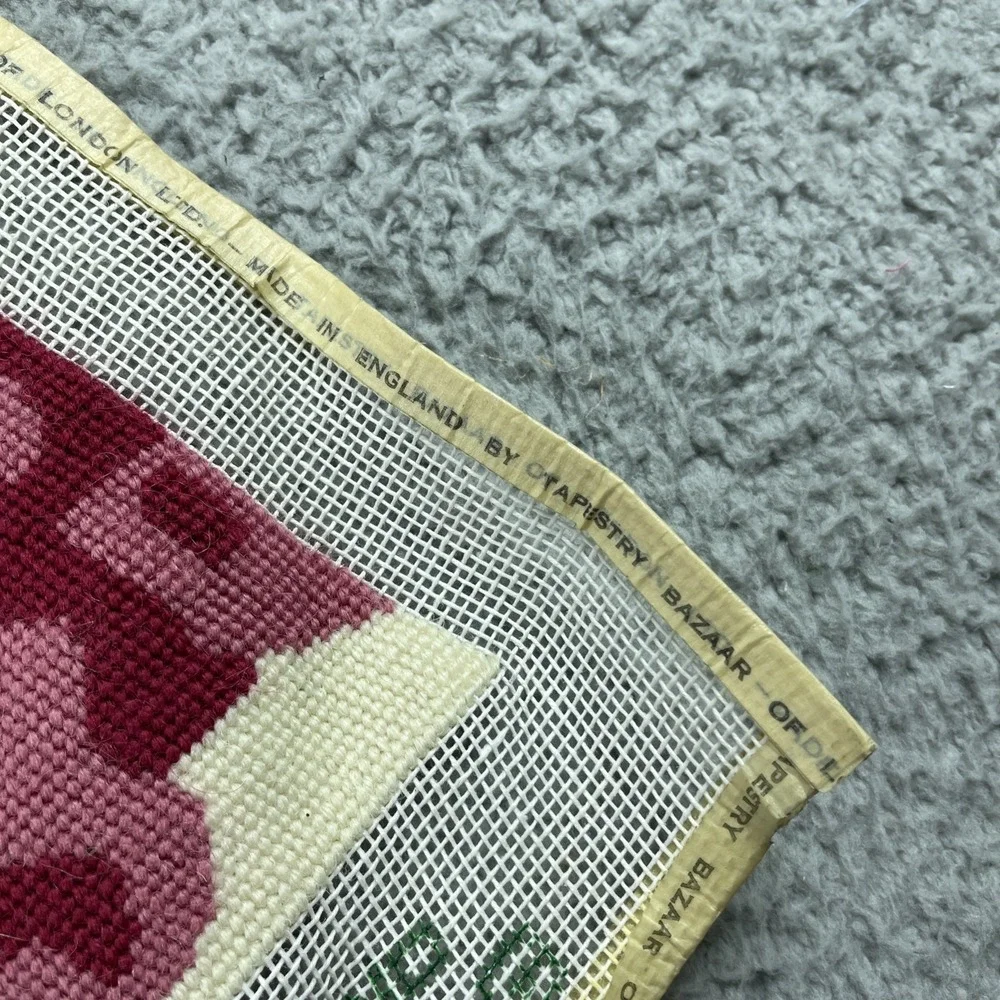 VTG Needlepoint Tapestry Bazaar of London 18